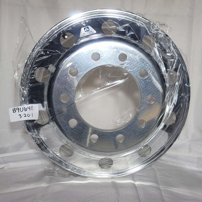 22.5x9.00 Alcoa 10x285mm Mirror Polish Front (returned item)