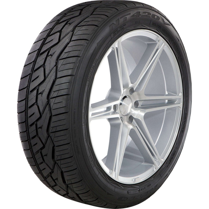 Nitto NT420V 305 45R22  (32.8x12R22)