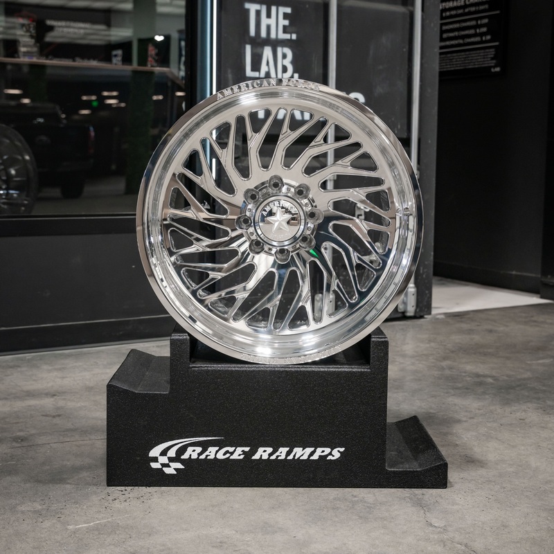American Force Wheels - CKH40 SWANG CC