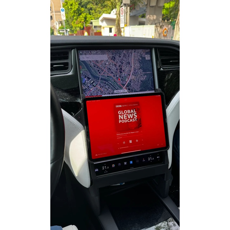 3D Printed Tesla Accessory - Model X console fit iPad mount for iPad Pro/Air 11