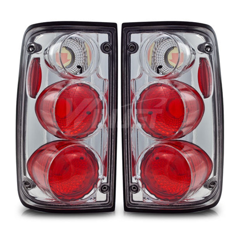 For 1989-1995 Toyota Pickup Tail Light - Chrome/Clear
