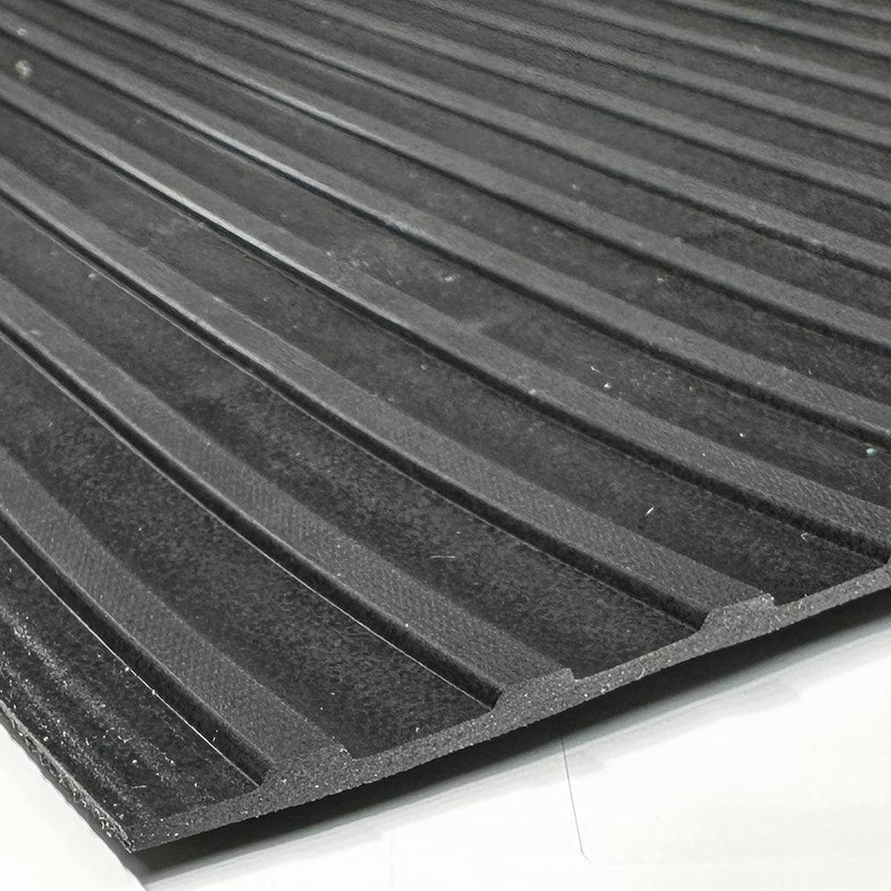Wide Flute Rubber Matting Per Metre