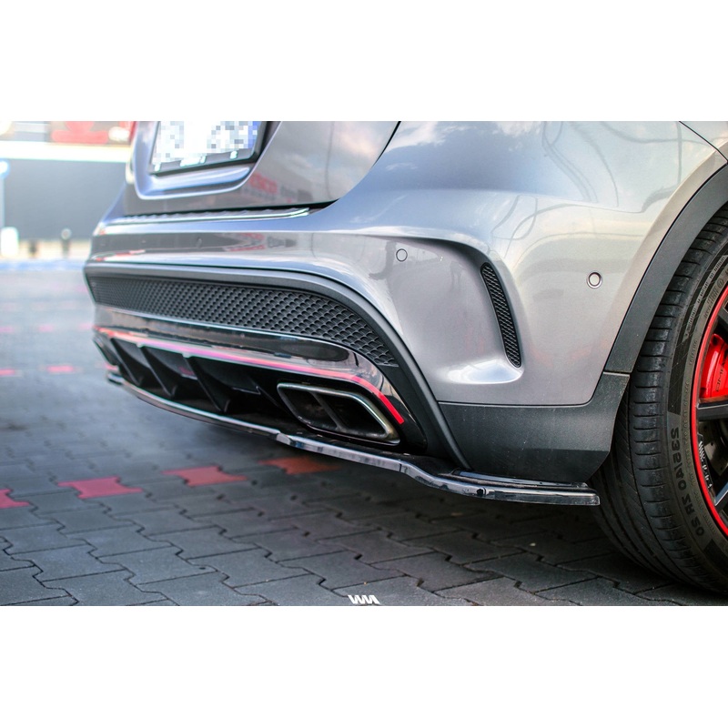 CENTRAL REAR SPLITTER (WITHOUT VERTICAL BARS) MERCEDES-BENZ GLA 45 AMG SUV (X156) PREFACE GLOSS BLACK